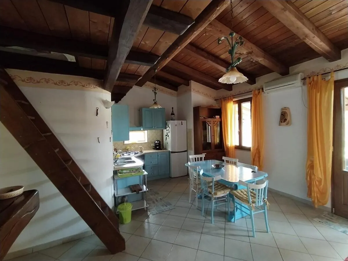 Casa Vacanze Pistis Sant' Antonio di Santadi بيت للعطل